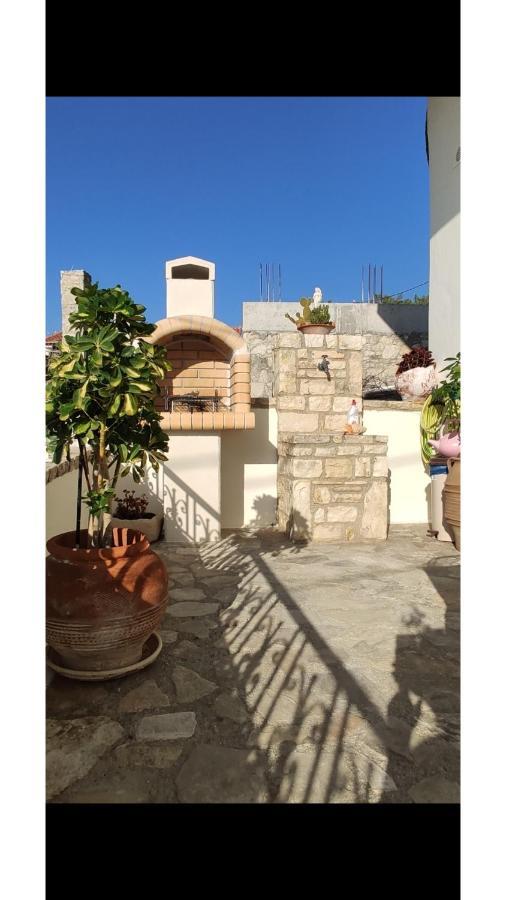 Bella Vista Apartment Kamilari Exterior foto